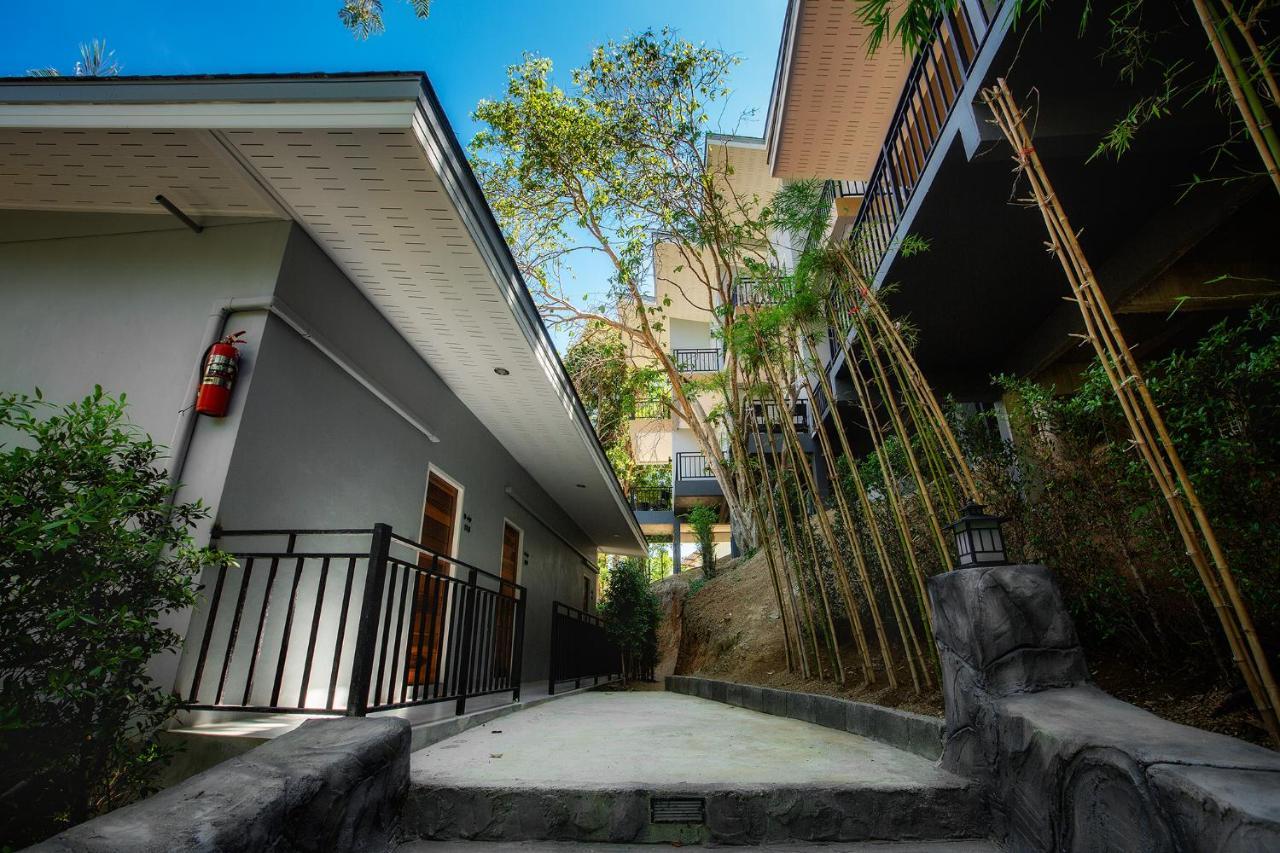 U Rip Resort Phi Phi Hotel Exteriör bild